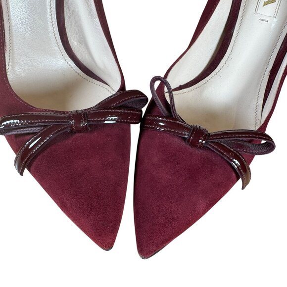 Prada Burgundy Red Suede Pointed Toe Heels Pumps w/ Bow Accent Size 39 - Picture 3 of 11
